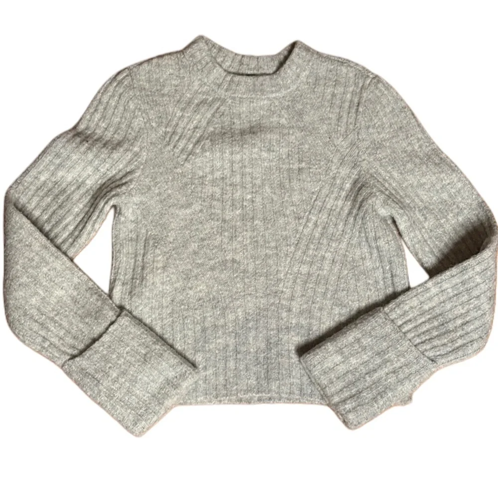 H + M Divided Knit Grey short long sleeve cable Sweater Sz XS